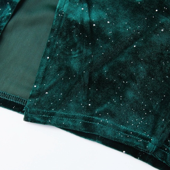 Sparkly Deep Green Velvet Deep V High Slit Midi Dress Long Sleeve - Picture 12 of 16
